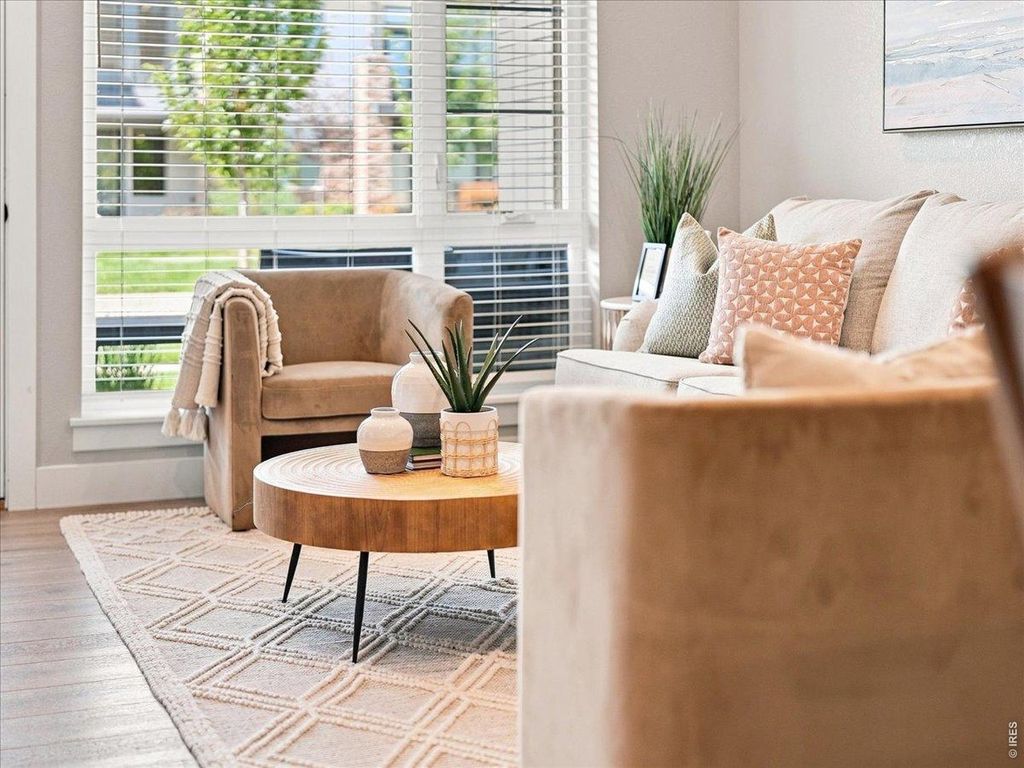 974 Landmark Way #2