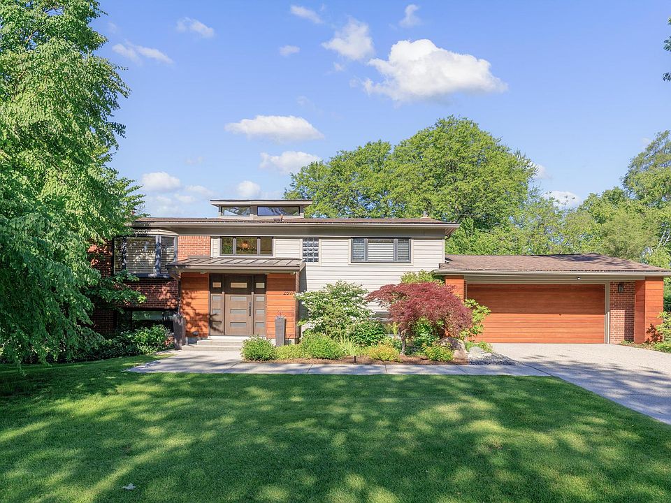 1st image of 2694 Brady Dr