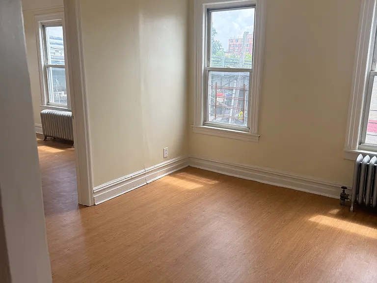 691 E 223rd St #3 — Photo 9