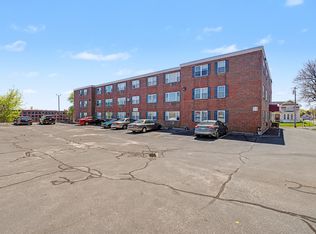 21-3B Spring St #3B, Windsor Locks, CT 06096