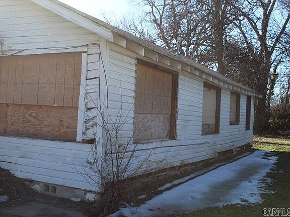 3rd image of 1413 Vine St