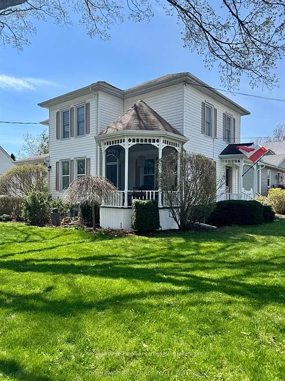 3 bed, $3,200 — Photo 1