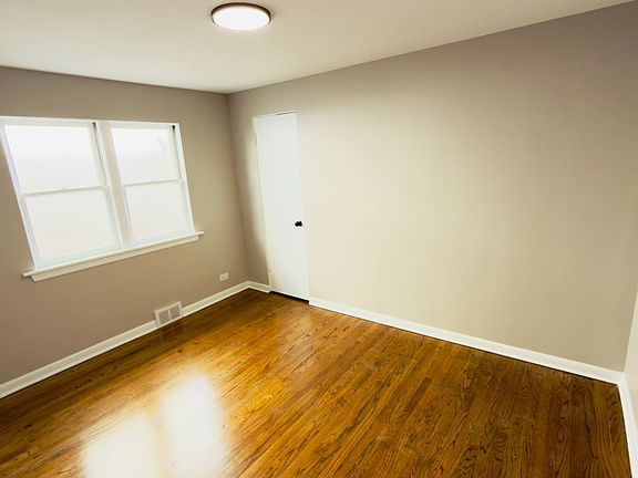 5th image of 6542 Windsor Ave