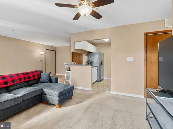 44788 Locust Ridge Ct APT 836, California, MD 20619