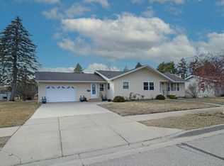 626 Washburne Ave, Paynesville, MN 56362