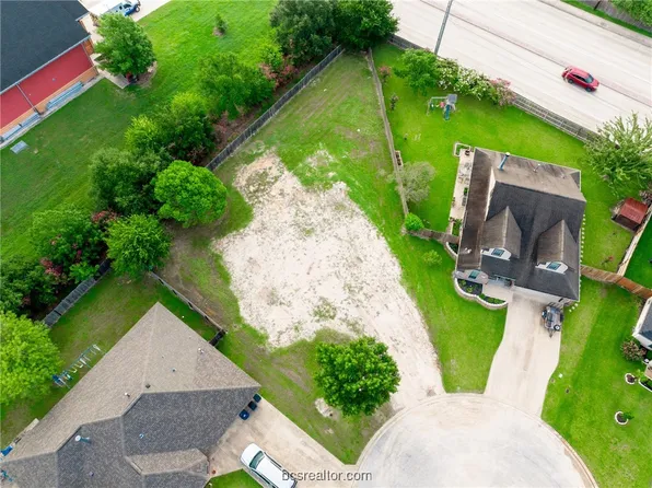 1112 Mallory Ct, College Station, TX 77845