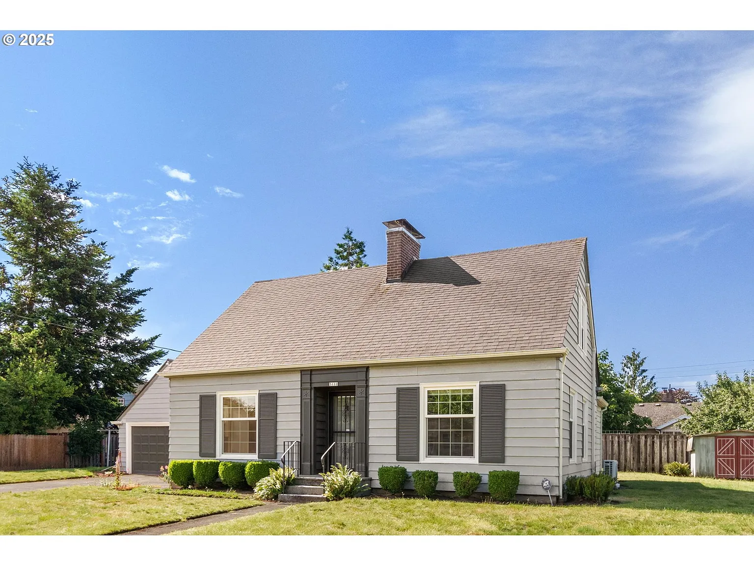 5110 SE Harold St photo 1