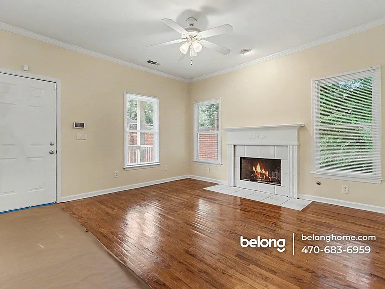 711 Meldrum St NW — Photo 5
