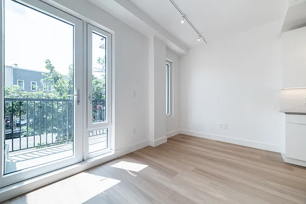 Rented by Key City Capital Inc | media 1