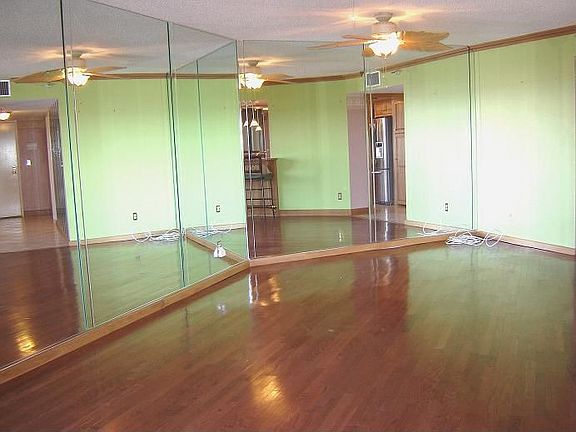 2nd image of 5950 Pelican Bay Plz S APT 604