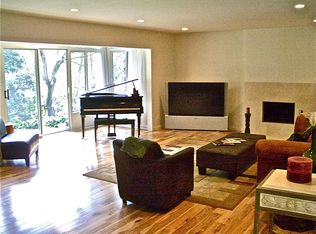 2235 Sunset Crest Dr, Los Angeles, CA 90046