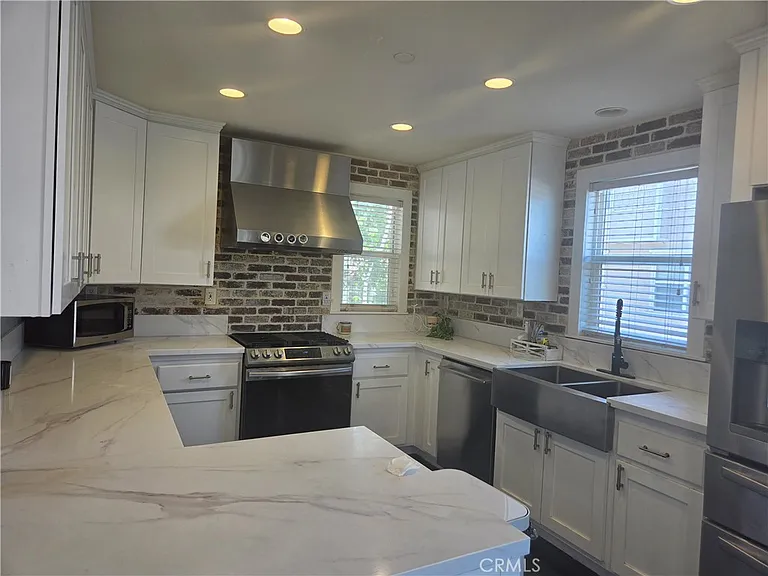 3533 Millhouse Ct — Photo 3
