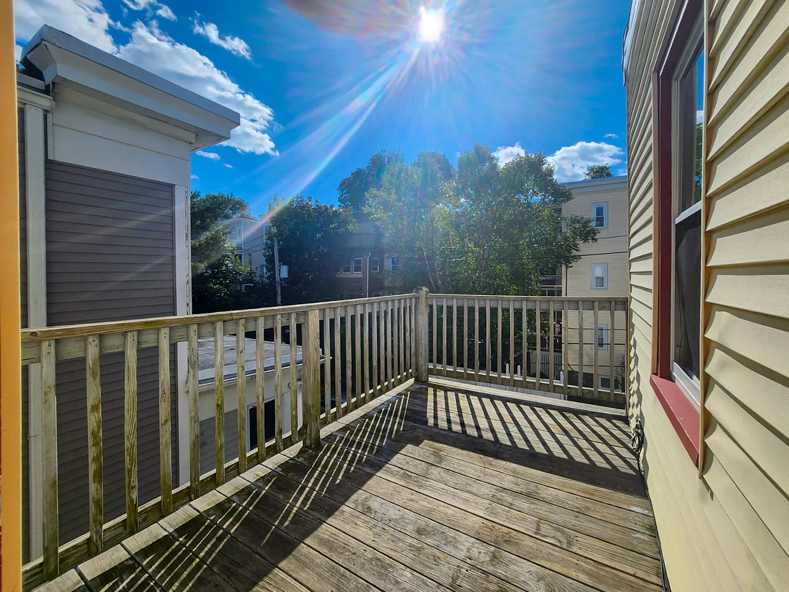 3 bed, 1.0 bath, 1100 sqft, $2,800 — Photo 3