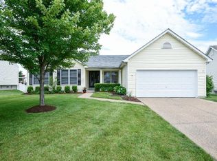 102 McCluer Dr, O'Fallon, MO 63368