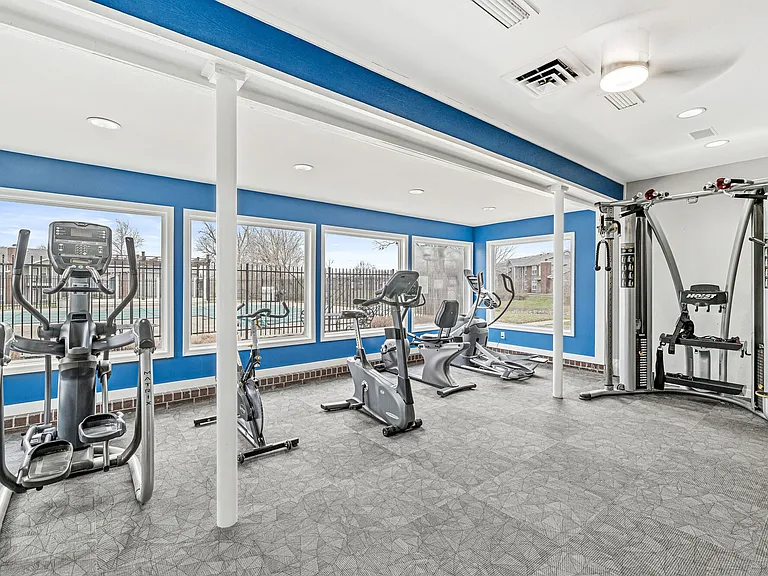 Enclave at Eagle Creek Apartments — Photo 7