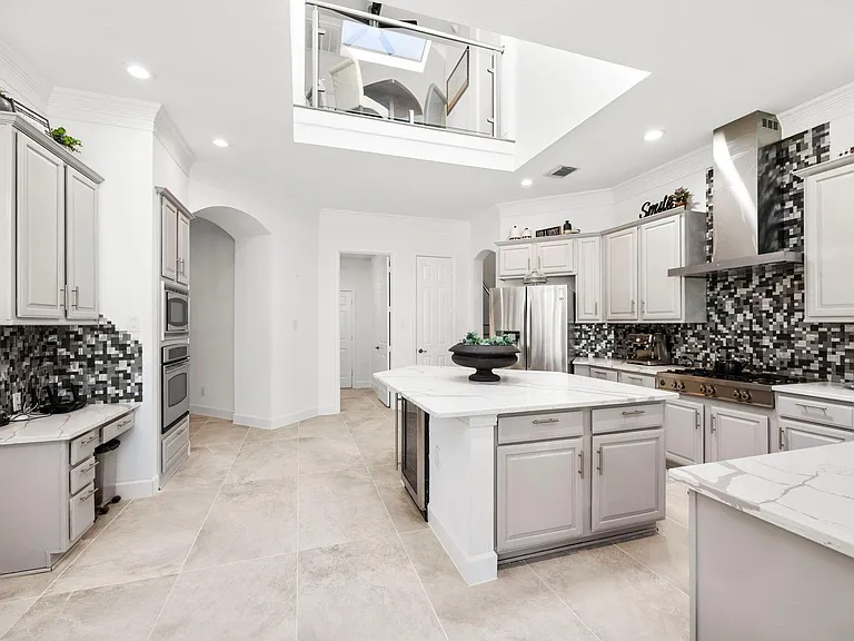 903 Lake Grayson Dr — Photo 18
