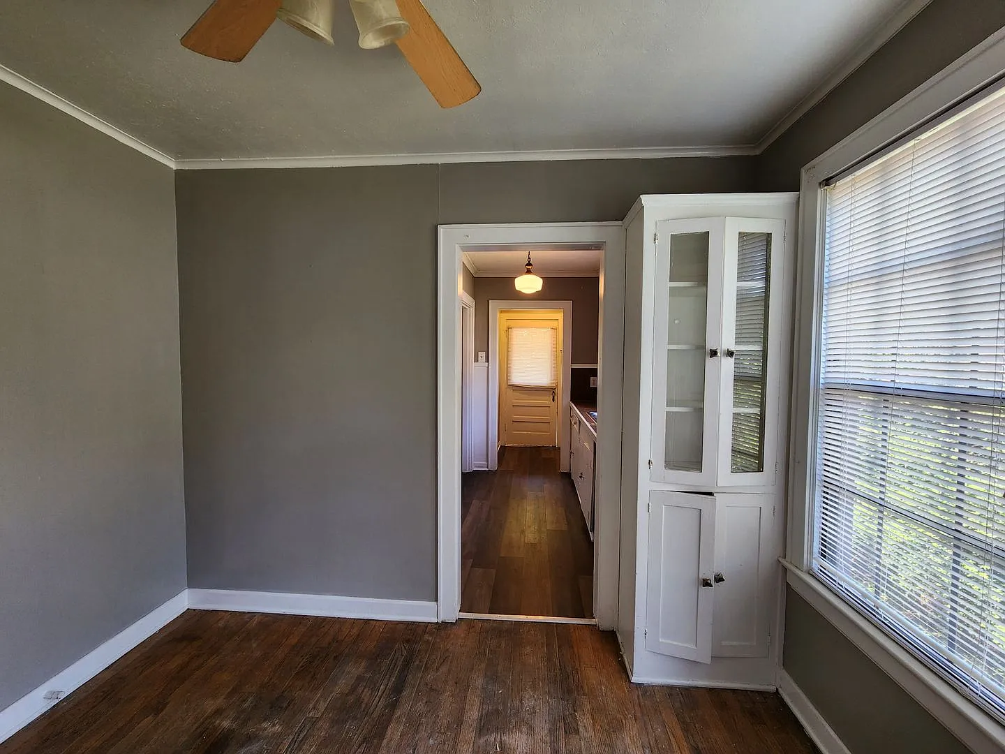 211 Merrick Street (Duplex) — Photo 4