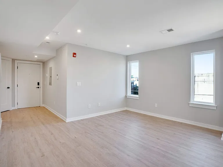 2639 Cecil B. Moore Ave- DPD 4285 Warwick — Photo 12