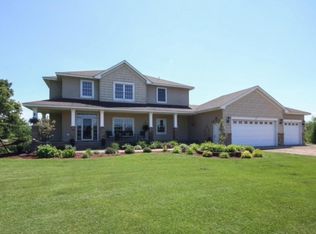 1914 261st Ave NW, Isanti, MN 55040