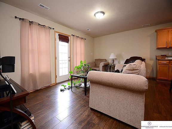 3rd image of 18177 Hayes Ct