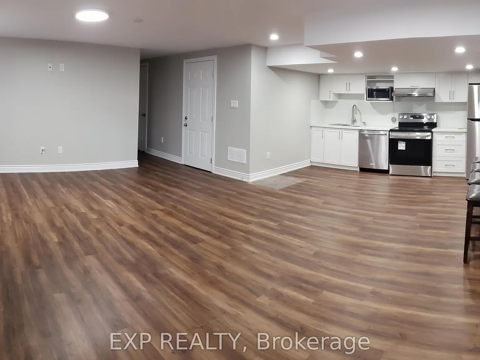 2 bed, $1,999 — Photo 2