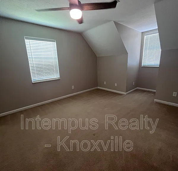 7728 Chapel Bend Dr — Photo 28