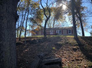 105 Needmore Rd, Martinsburg, WV 25403