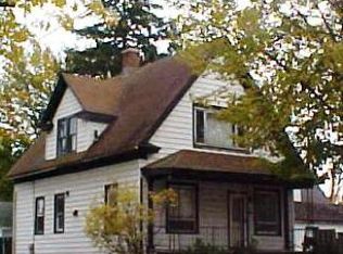 2017 S 8th St, Sheboygan City, WI 53081