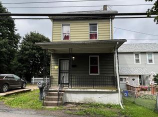696 Lafayette Ct, Hazleton, PA 18201