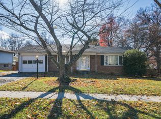 14310 Bauer Dr, Rockville, MD 20853