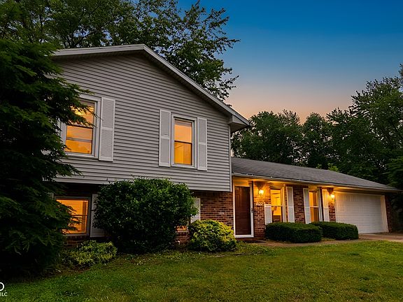 4th image of 7433 Pullman Ct