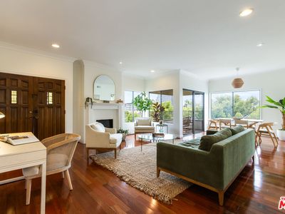 234 N Kenwood St APT 301, Glendale, CA, 91206