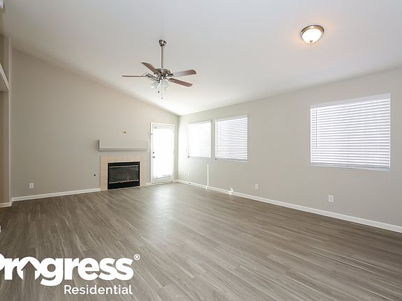 3rd image of 4513 Bradpoint Dr