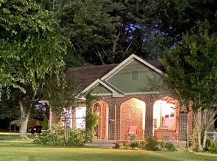 700 Red Boiling Springs Rd, Lafayette, TN 37083