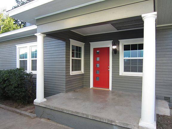 Large side porch & entrance