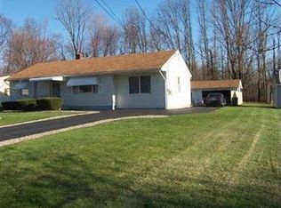 1201 Rose Ave, Girard, OH 44420