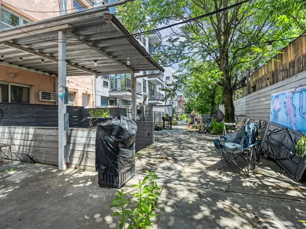 20 Starr Street image 25 of 27