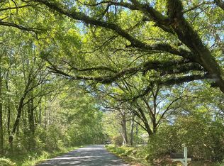 29 Frierson Rd, Picayune, MS 39466