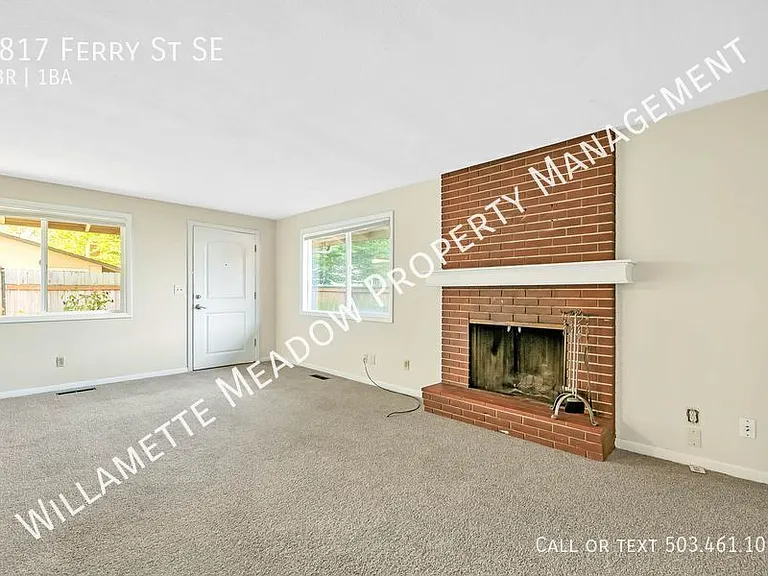 1817 Ferry St SE — Photo 10