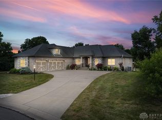 2238 Estates Ct, Springboro, OH 45066
