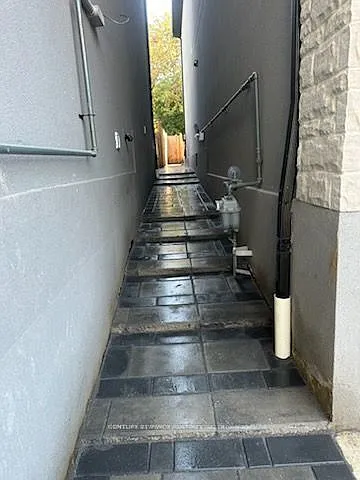 195 Danforth Rd #BASEMENT — Photo 8