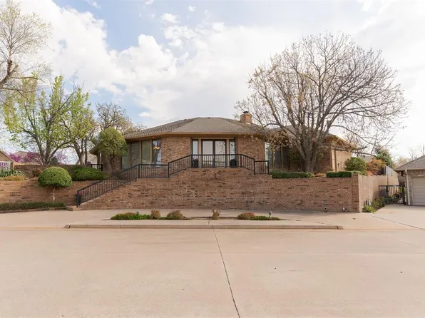 545 E Oak Pl, Edmond, OK 73025
