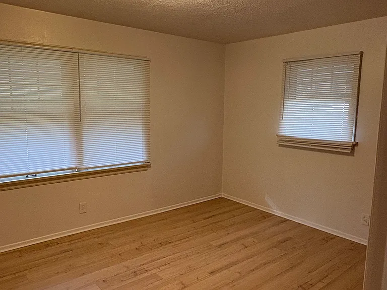 26 Union Rd — Photo 9