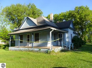 112 Roberts St, Manton, MI 49663