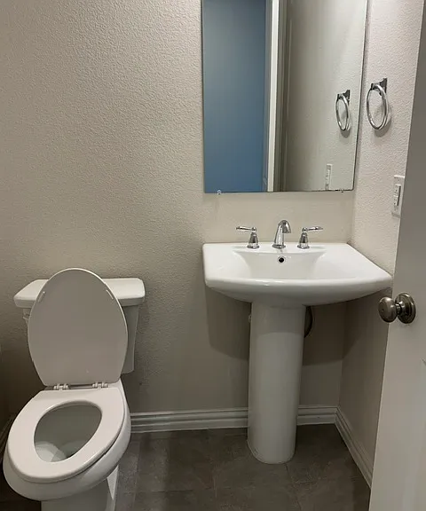 17709 Sage Ln — Photo 12