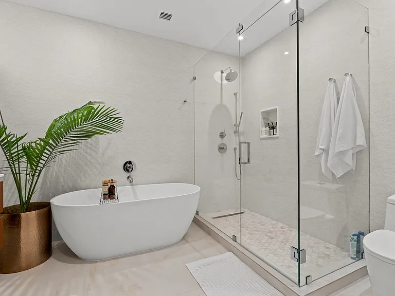 3253 Percival Ave — Photo 14