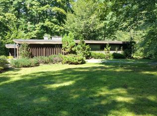 2922 Cliffwynde Trce, Spring Valley, KY 40241