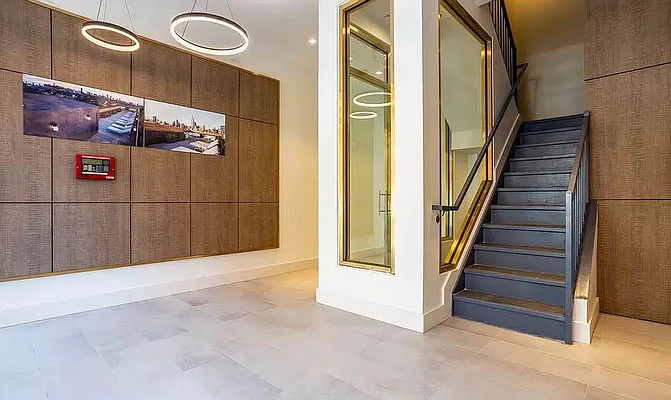 Rented by EXR | media 50