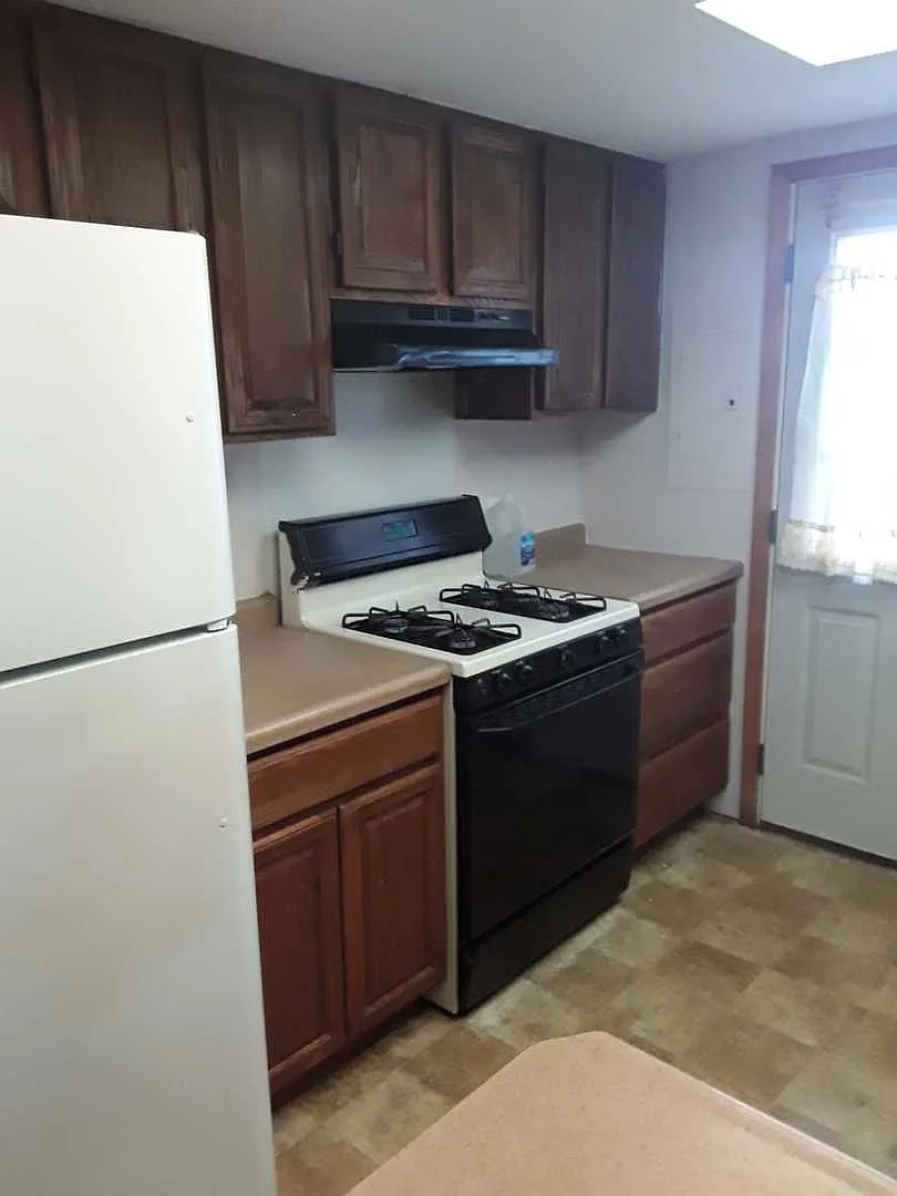 P018 / 544 Meadow Green Ln - 1 — Photo 3