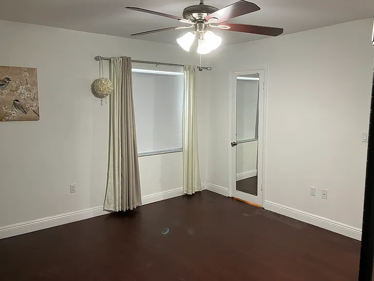 4060 N Hills Dr #31 — Photo 7
